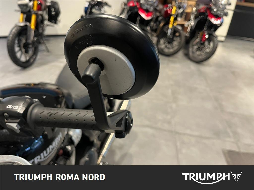 TRIUMPH Street Twin 900 
