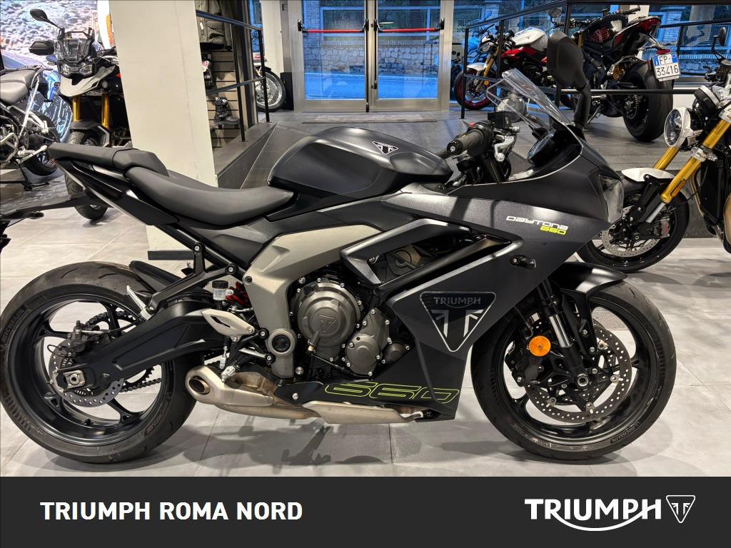 TRIUMPH Daytona 660 Abs