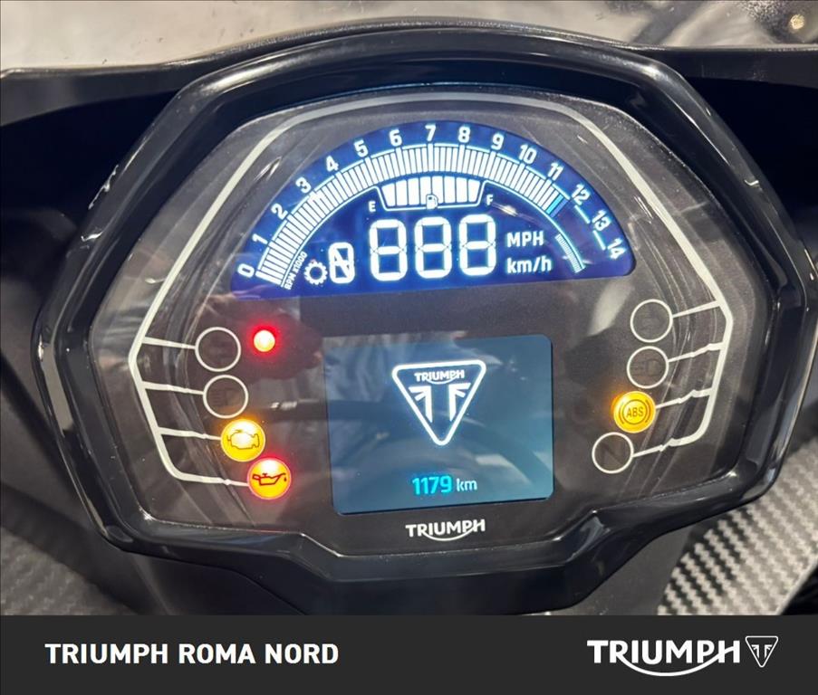 TRIUMPH Daytona 660 Abs