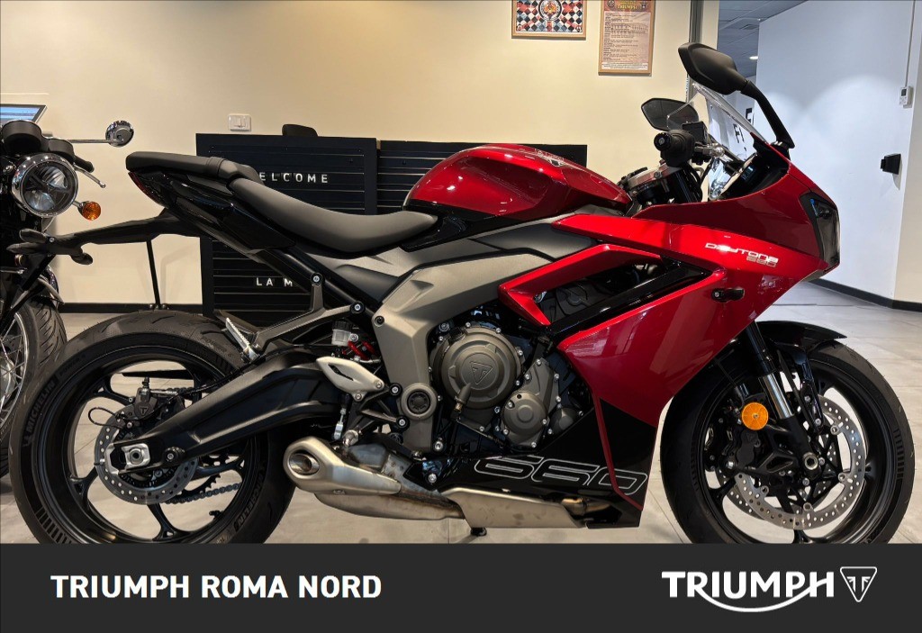 TRIUMPH Daytona 660 Abs