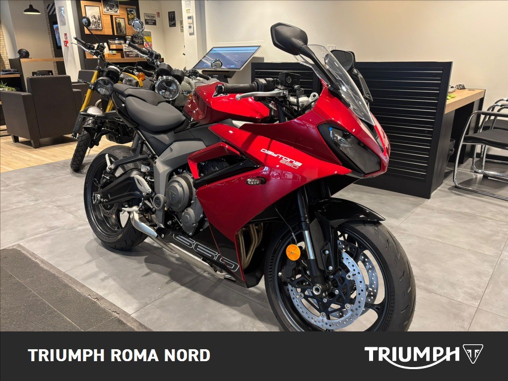 TRIUMPH Daytona 660 Abs