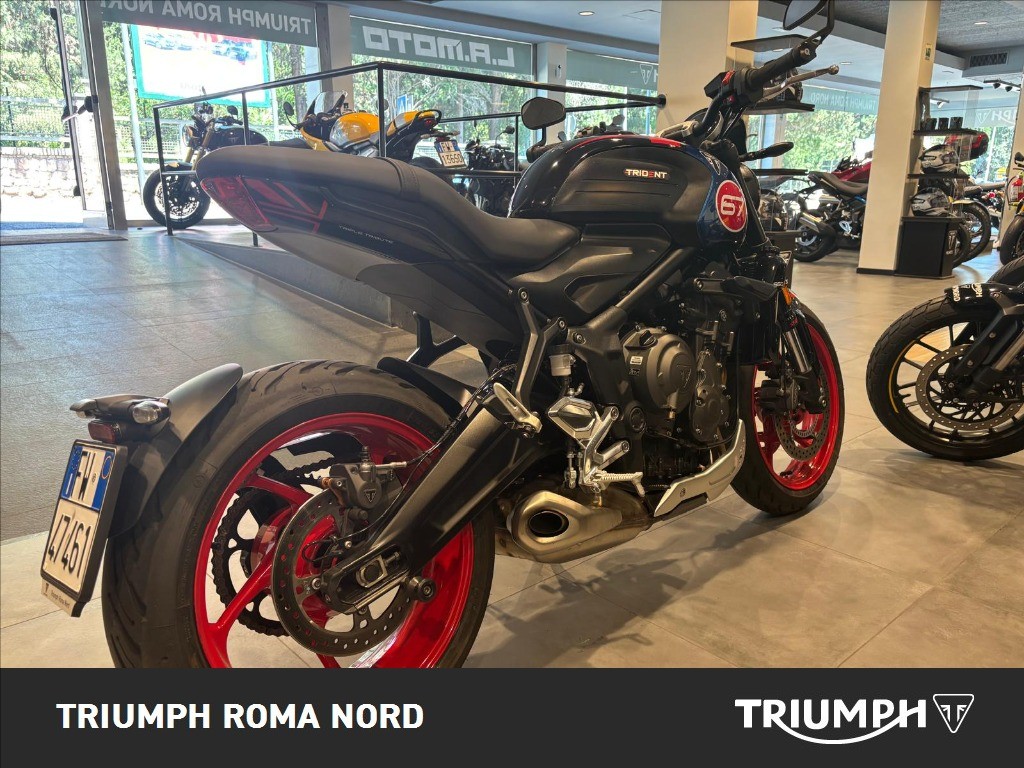 TRIUMPH Trident 660 Triple Tribute Abs